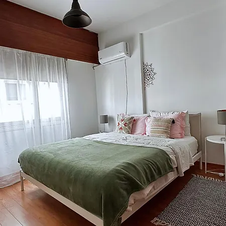 Comfortable Engomi Апартаменты *